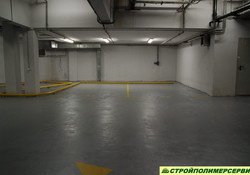 Парковочные места обустроены в каждойнише гаража
